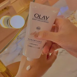 Sữa Dưỡng Thể Trắng Sáng Da OLAY B3+ Vitamin C